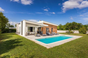 Villa Sama